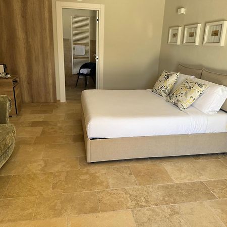 Villa Brigida Resort Santeramo in Colle Eksteriør billede