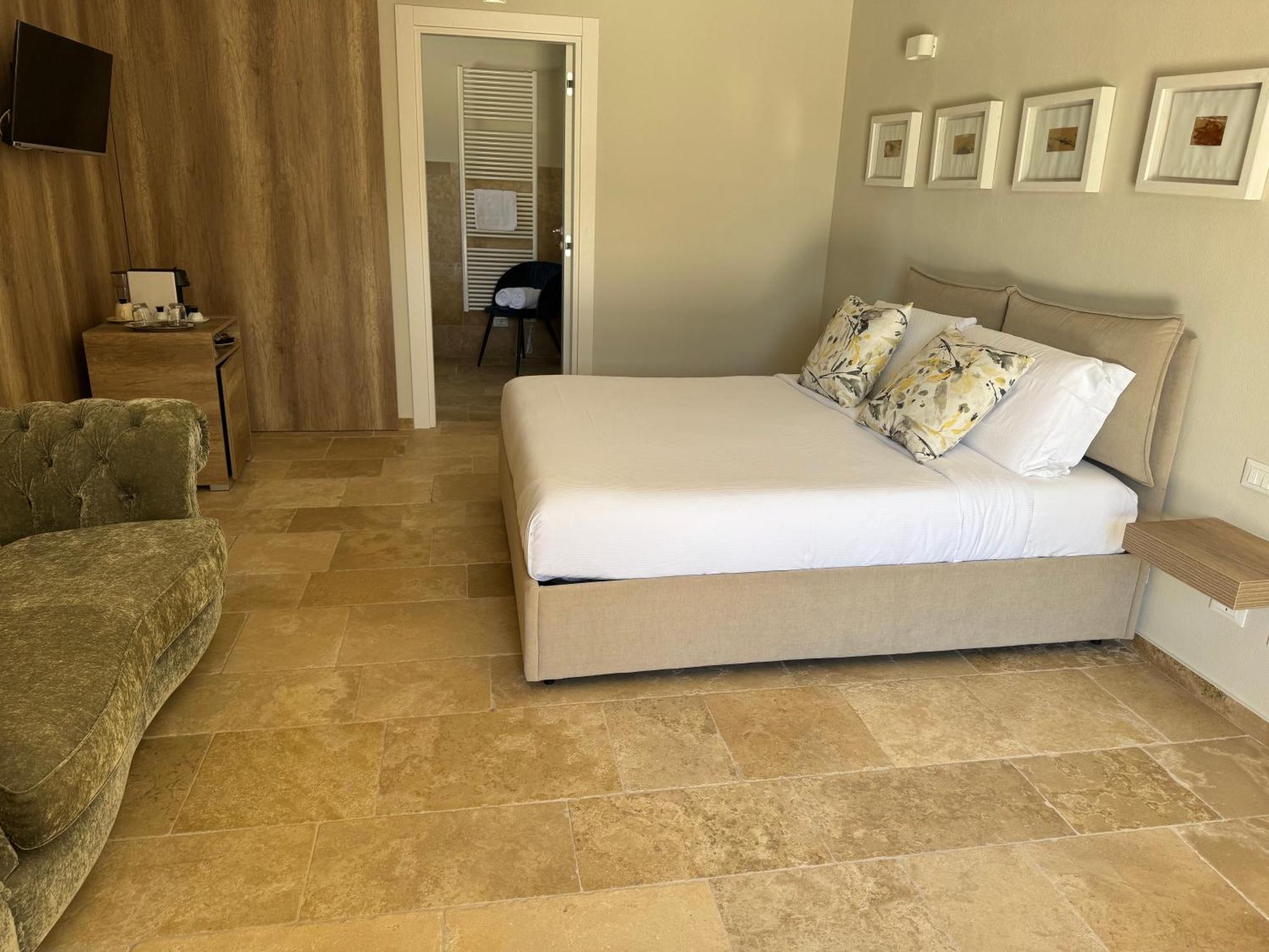 Villa Brigida Resort Santeramo in Colle Eksteriør billede